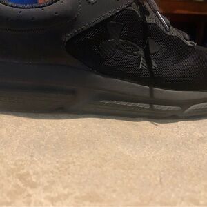 Under Armour Men's Charcoal Black Athletic Shoes